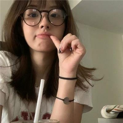 不装了,我比英雄还强